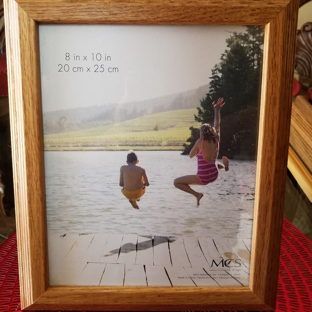 8x10 Wide Edged Brown Frame
